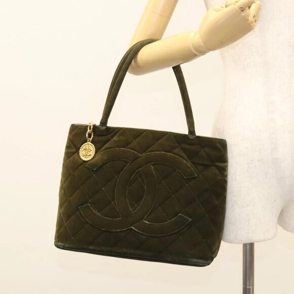 CHANEL Matelasse Reprint Tote Bag Velor Khaki CC Auth - Picture 1 of 16